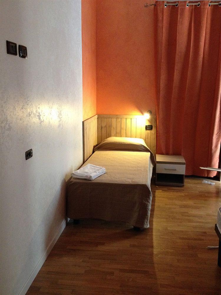 26 Hotel Milán